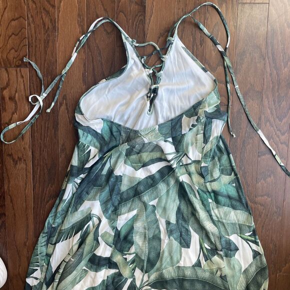 Show Me Your MuMu Logan Lace Up green Banana Leaf Backless Maxi Small - Picture 7 of 9